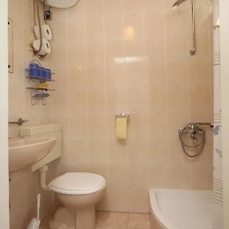 And With Parking Space Tucepi, Makarska - 6901 Vendégház 3*