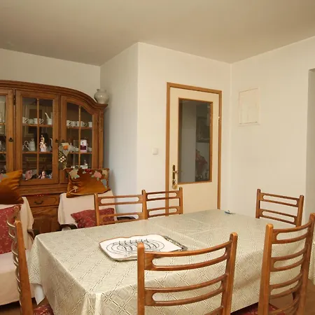 And With Parking Space Tucepi, Makarska - 6901 Gasthuis 3*